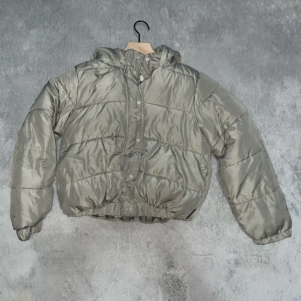 Misguided sage green cropped puffer jacket size 4